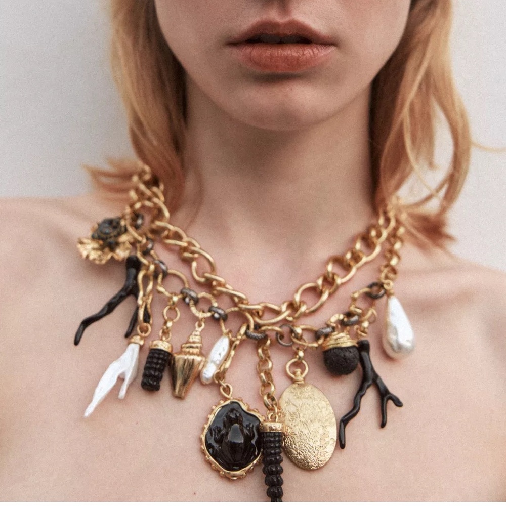 Zara PACK OF 2 MEDALLION AND CHARM NECKLACES